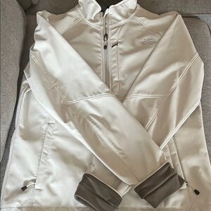 The North Face Women's White Softshell Pullover Jacket